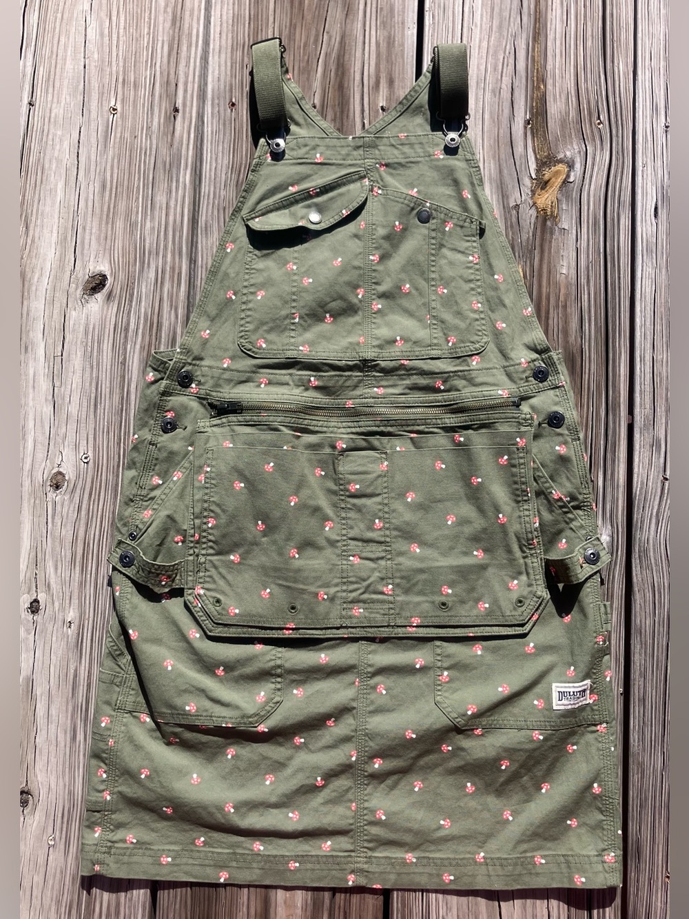 Duluth Rootstock Convertible Apron Dress Green with Mushrooms S